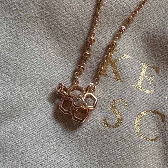Kendra Scott Rose Gold Necklace - Picture 3 of 3